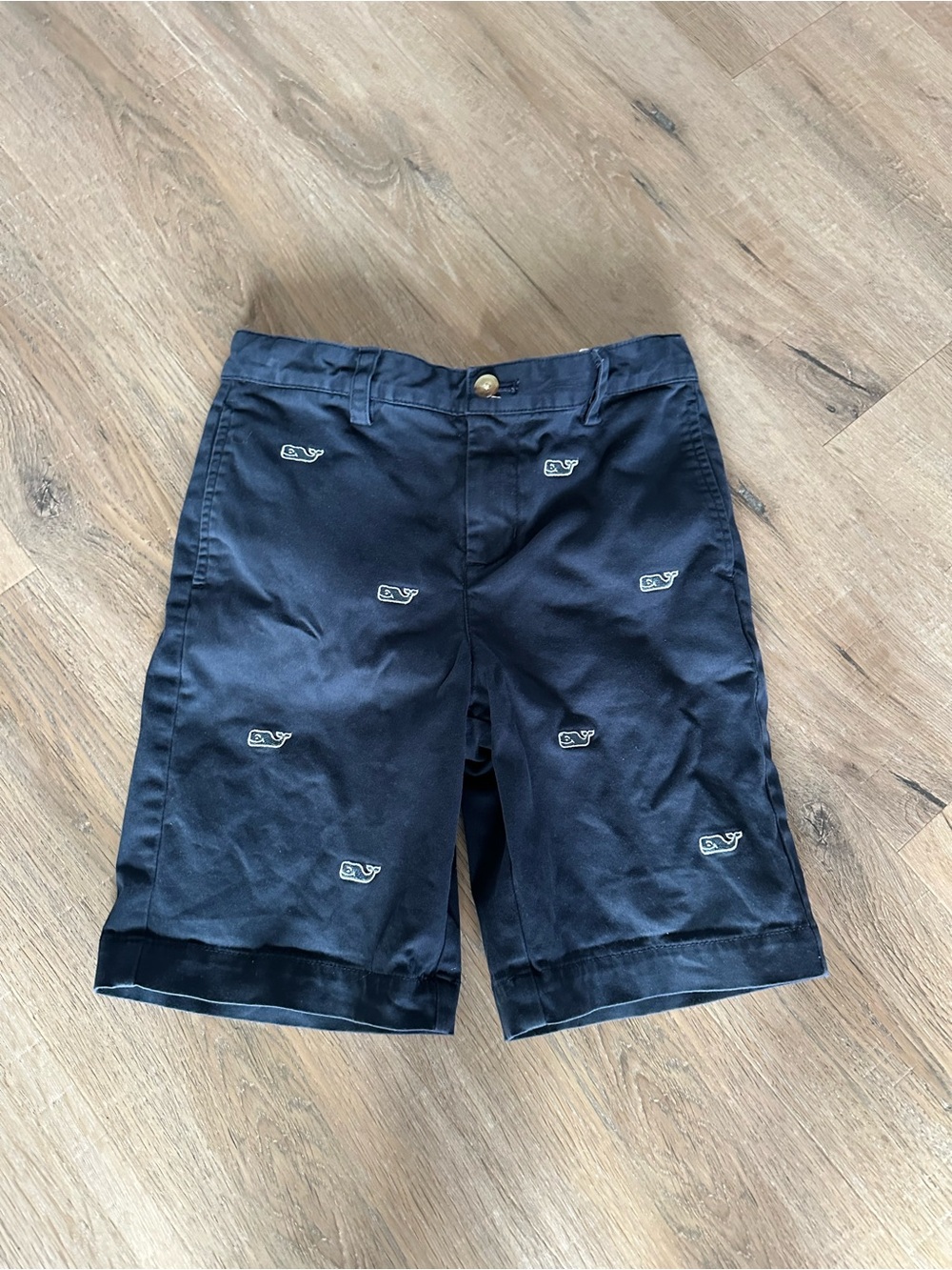 Vineyard Vines Shorts Boys 7 Embroidered whale
